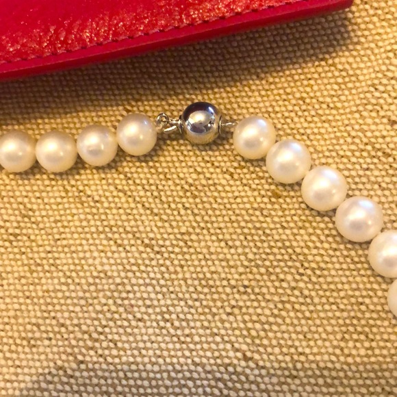 Freshwater pearl necklace. Excellent condition. - Picture 3 of 9
